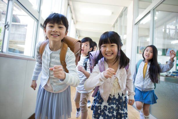 保育園・外出先で服を脱ぐ子への対応