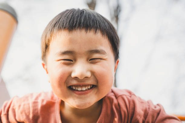 曲線やぐるぐるの運筆練習