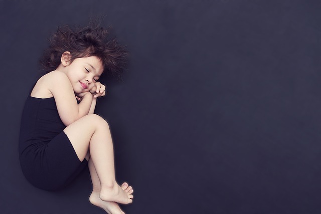 夜なかなか寝つけない2歳の子ども
